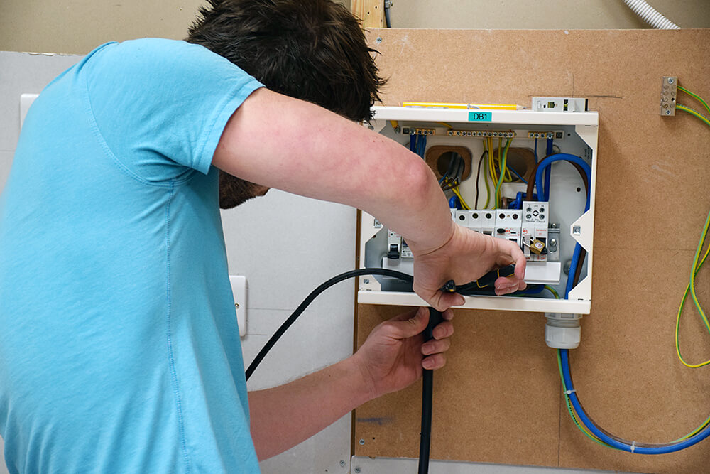 electrician courses 4u case study mike