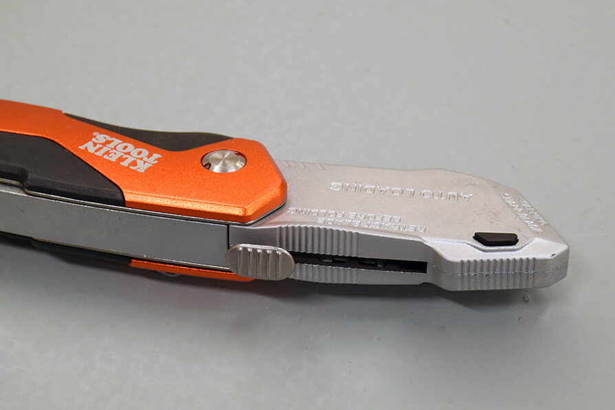 klein-tools-auto-loading-utility-knife